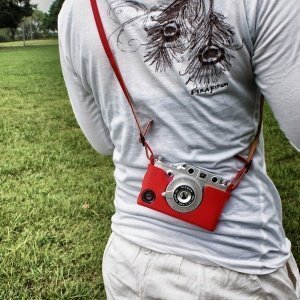 Gizmon Retro Tragetasche fürs iPhone 4/4