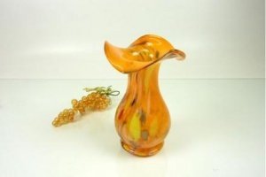 Glashütten Vase mit Wellenrand orange 17