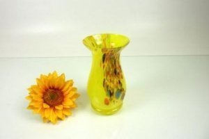 Glashütten Vase tailliert gelb 13,5cm