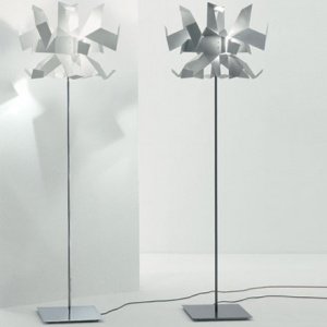 Glow Stehleuchte von Pallucco