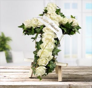 Grabgesteck in Kreuzform mit Schleife