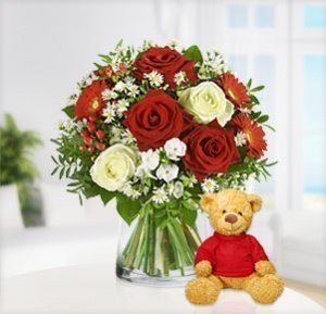 Gracia mit persönlichem Teddy