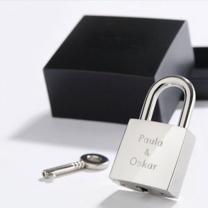 Gravur Liebesschloss