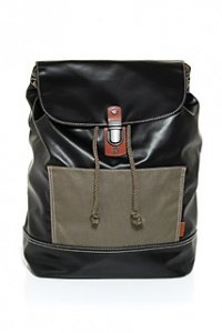 Großer Rucksack im Material-Mix