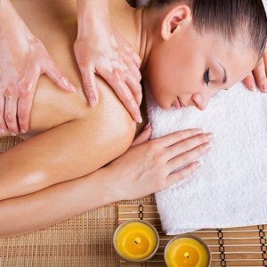 Hawaiianische Lomi Massage - 120 Min. - 