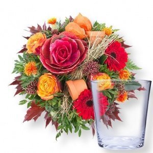 Herbstleuchten und Glasvase