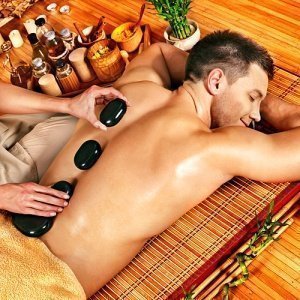 Hot Stone Massage - 90 Min. - Lübeck