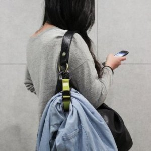 Jacken-Halter 3rd Hand grün