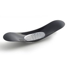 Joseph Joseph - Garlic Rocker Knoblauchp