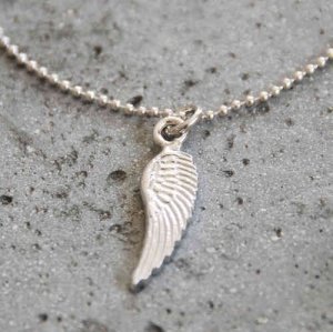 Kette -Engelsflügel-, silber,  Heide Hei