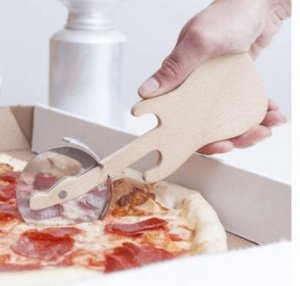 Kikkerland Pizza-Schneider Gitarren-Design Holz-Pizza-Schneider