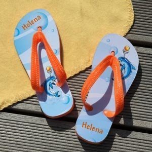Kindersandalen mit Delfin und Namensaufd