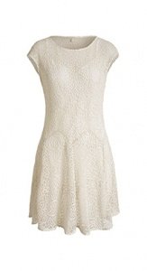 Kleid aus transparenter Spitze