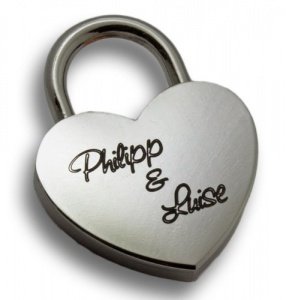 kleines Liebesschloss Herz mit Gravur