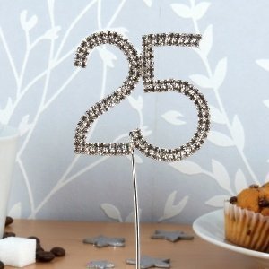 Kuchenpicker mit der Zahl 25 in Silber