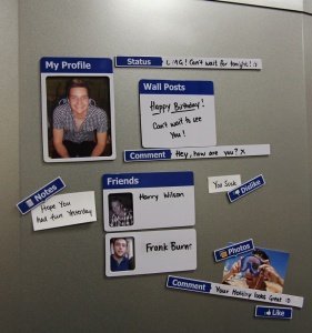 Kühlschrankmagnete im Facebookdesign