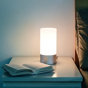 LED Farbwechsel Lampe mit Bluetooth Lautsprecher