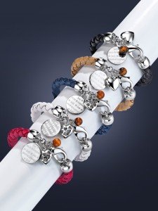 Lederarmband mit Anhänger