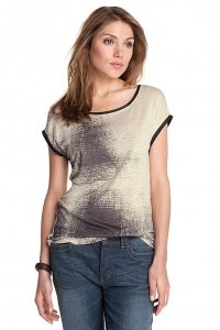 Leichtes Viskose-Shirt