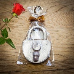 Liebesschloss aus Schokolade
