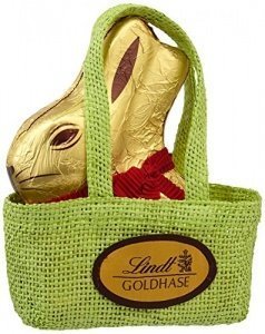 Lindt & Sprüngli Goldhase in der Tasche
