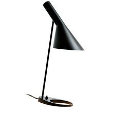 Louis Poulsen - AJ Tischleuchte, schwarz