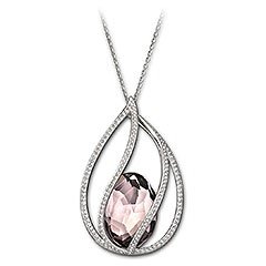 Megan Long Anhänger