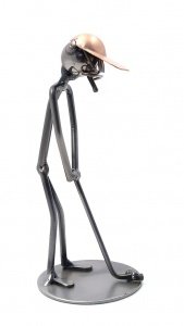 Metallmann Golfer beim Abschlag mit dem 