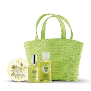 MORINGA SHOWER, SPRITZ &amp; MOISTURE SET