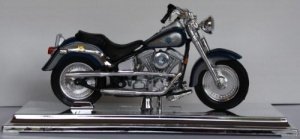 Motorrad Modell Harley Davidson 1998 FLSTF Fat Boy - Maisto 1:18