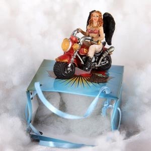 Motorradfahrer-Schutzengel in Tüte