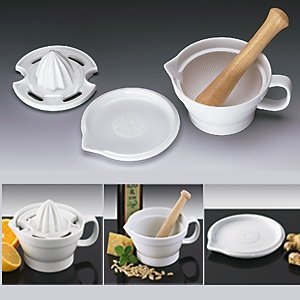 Multi-Set ´3in1´ mit Reibe, Presse, Mörs