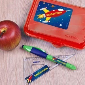 Namensaufkleber mit Rakete im Set