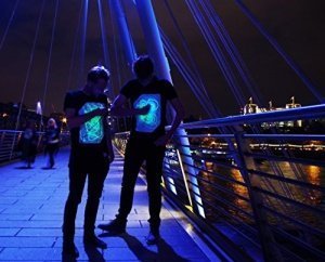 Interactiver Glow Shirt