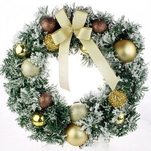 Weihnachtskranz mit Kugeln Zapfen