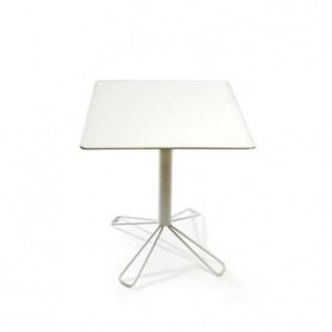 NINJA Tisch / Gartentisch von Berga Form