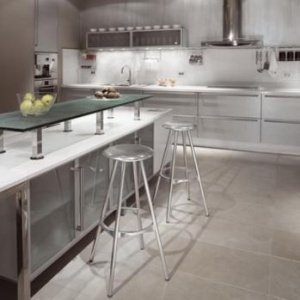 Nuta Barhocker in 3 Höhen von Mobles