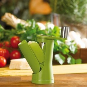 Parmesanmühle Pisa grün