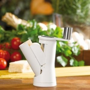 Parmesanmühle Pisa weiß