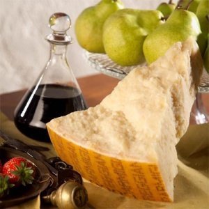 Parmigiano Reggiano extra stravecchione,