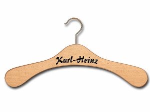 Personalisiertes Geschenk: Kleiderbügel 