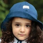 Pickapooh - Baby-Sonnenhut Feuerwehr bla