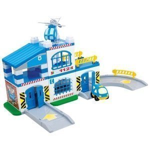 Polizei Station für Kinder von Bino Mert