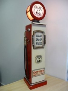 CD-Schrank, Retrolook "Zapfsäule" mit Li