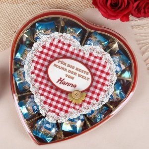 Pralinen mit Milchcreme zum Muttertag