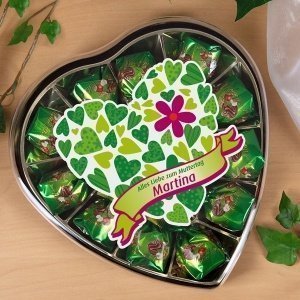 Pralinenbox in Herzform zum Muttertag
