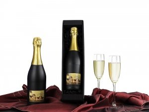 Raffael-Sekt in schwarz