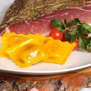 Ravioli mit Speckfüllung Ravioli Prosciu