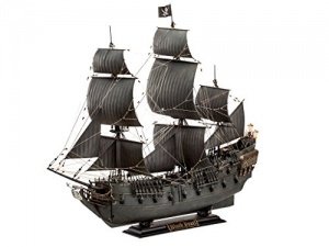 Revell Modellbausatz Piratenschiff