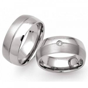 Ring Zirkonia mit Gravur 9103
